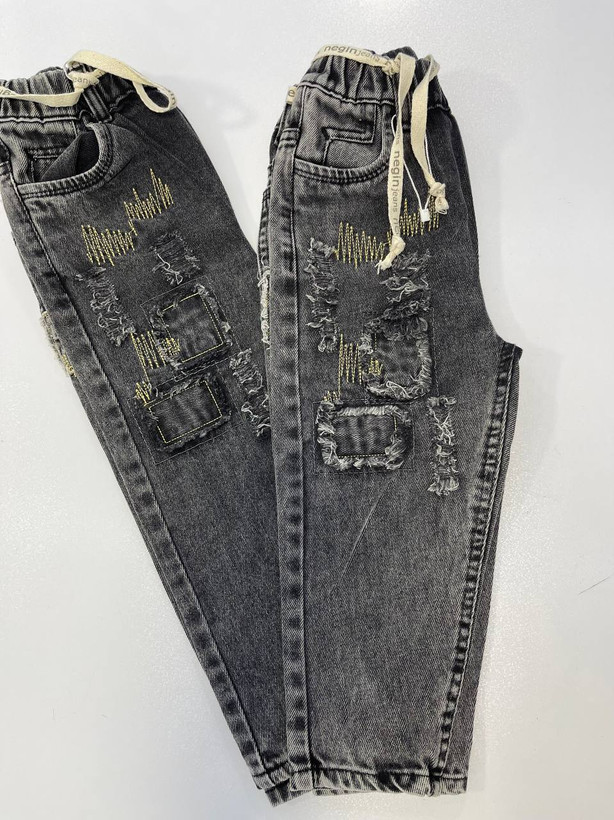 NGN Kids Denim Jeans خرید شلوار جین بچگانه با پارچه ترک درجه یک، مام فیت و کمرکش. سایزبندی 4 تا 17 سال. کیفیت تضمینی و رنگ ثابت. ارسال سریع.