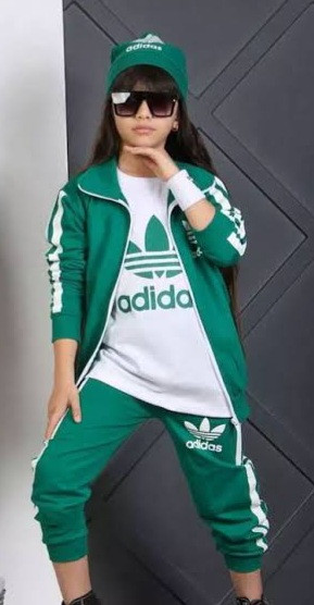 خرید لباس ورزشی بچگانه